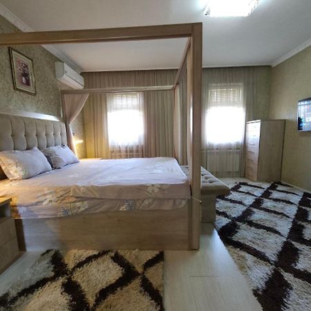 Hi-Tech Apartment In City Center Ташкент Екстериор снимка