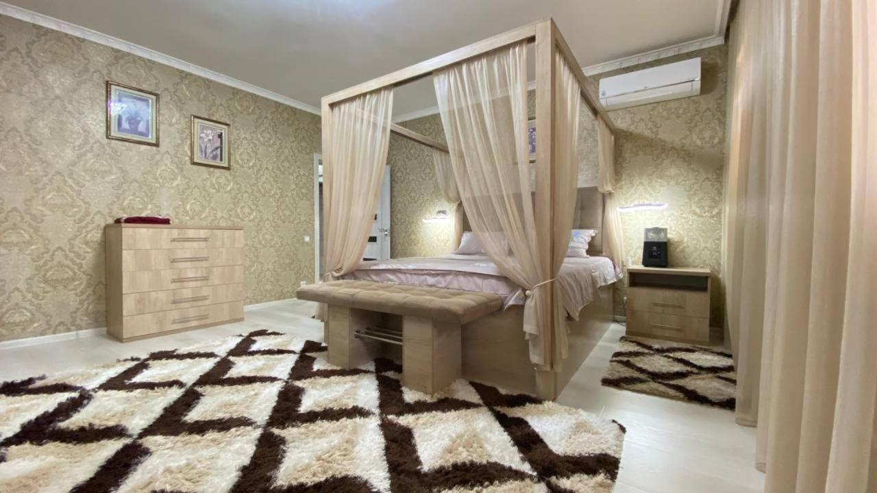 Hi-Tech Apartment In City Center Ташкент Екстериор снимка