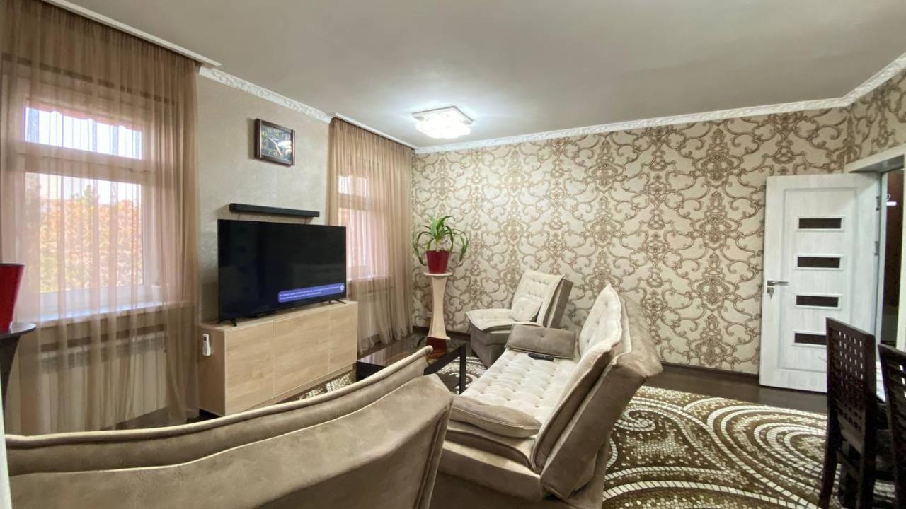 Hi-Tech Apartment In City Center Ташкент Екстериор снимка