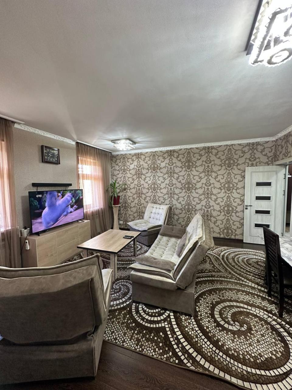 Hi-Tech Apartment In City Center Ташкент Екстериор снимка